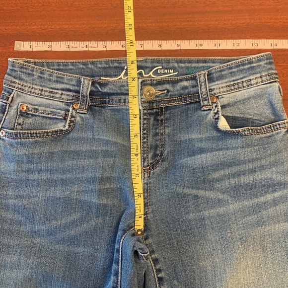 Jeans - Picture 2 of 7